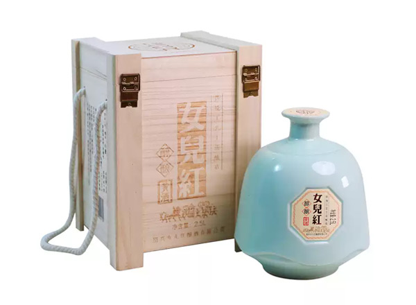 回收绍兴女儿红黄酒醇酿花雕酒木质礼盒2.5L坛装黄酒